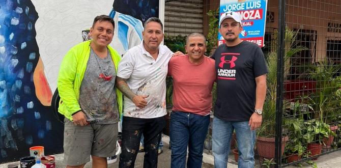 Ramón Monchito Quinteros y Walter Arce, los artistas plásticos, Jerson Ruiz de EXTRA y Jorge Campoverde el de la idea del homenaje a Messi