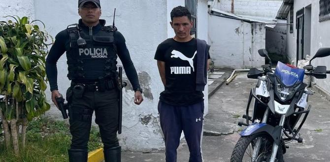 Este fue el extranjero detenido tras el robo cometido a un menor de edad, en el sur de Quito.