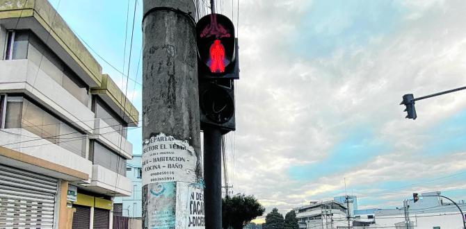 El semáforo que necesita intervención, en la avenida Universitaria.
