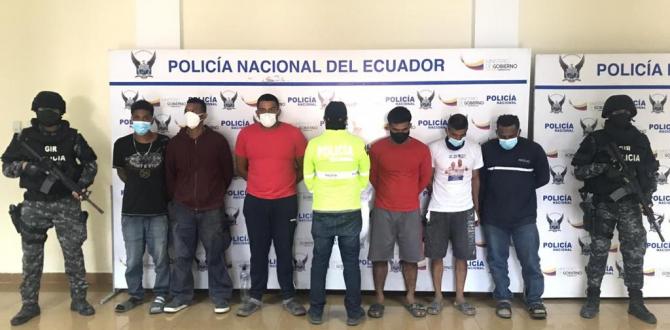 Seis personas fueron detenidas, dos colombianos y cuatro ecuatorianos.