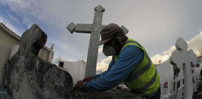 Cementerio - Día de los Difuntos - Quito