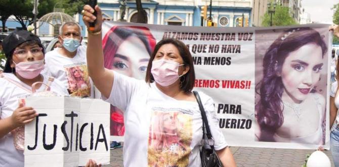 Katty Muñoz ha realizado varios plantones en busca de justicia por la muerte de su hija.