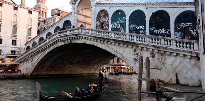 Puente Rialto de Venecia, Italia.