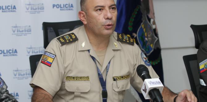 General Fausto Olivo subsecretario de Migración.