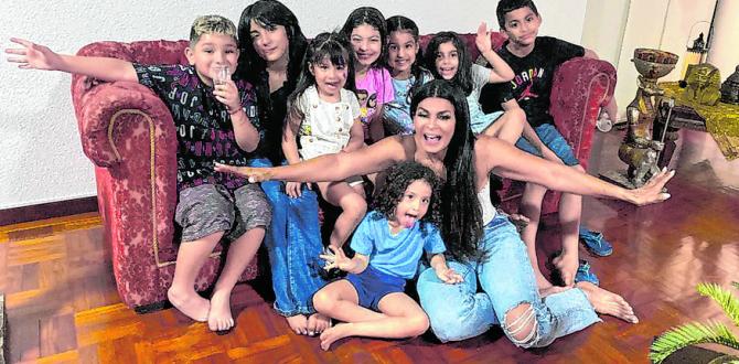 Claudia Gómez y sus ocho nietos