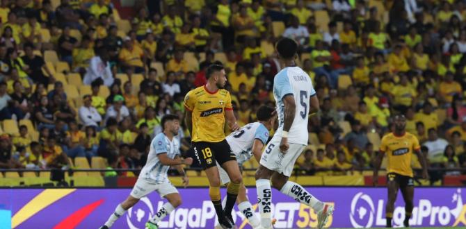 Los equipos están empatando a cero en el Monumental.