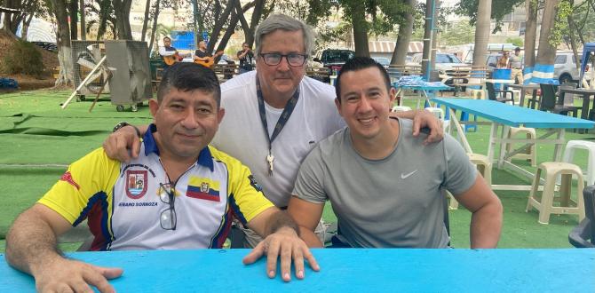 Gente de tiro práctico: Genaro Sornoza, Roberto Gilbert y Linconl Palacios.