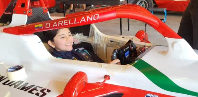 Doménika Arellano probando su vehículo de Fórmula 4.