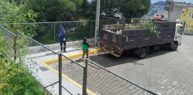 Los desechos recogidos fueron retirados por personal del Municipio de Quito.