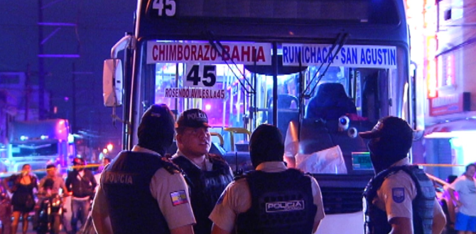 Un conductor de bus urbano fue asesinado en Guayaquil.
