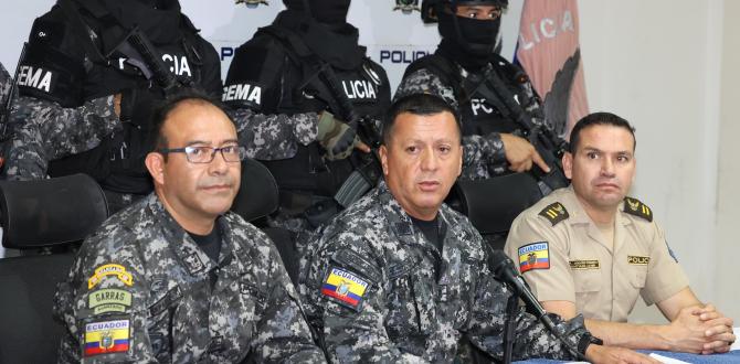 El general Víctor Herrera, comandante de la Zona 8, explicó que la investigación comenzó hace un año.