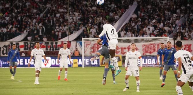 Liga de Quito va ganando a Emelec en su estadio.