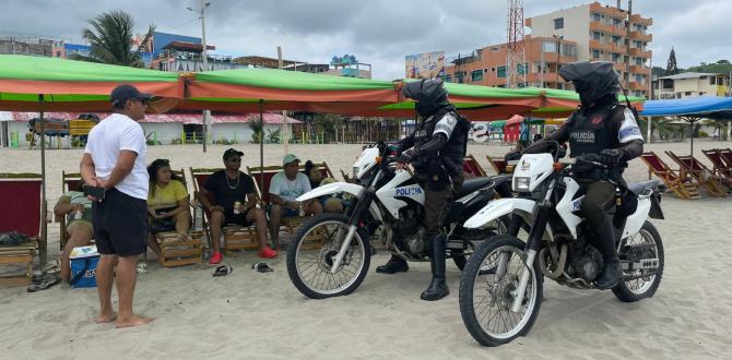 Los policías precautelarán la vida de los turistas en Esmeraldas.