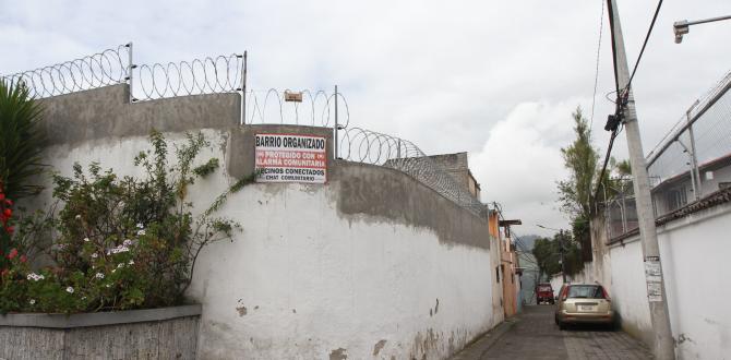 En el sitio del suceso hay muros altos, garita, portón y otras medidas de seguridad. Pese a eso, los delincuentes entraron y salieron.