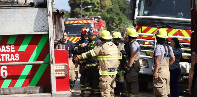 20 camiones de bomberos se movilizaron a la emergencia.