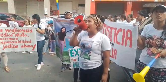 Hubo marcha en Esmeraldas por una supuesta negligencia médica que acabó en muerte.