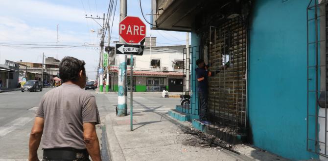 Atentado en farmacia en Vergeles en Guayaquil