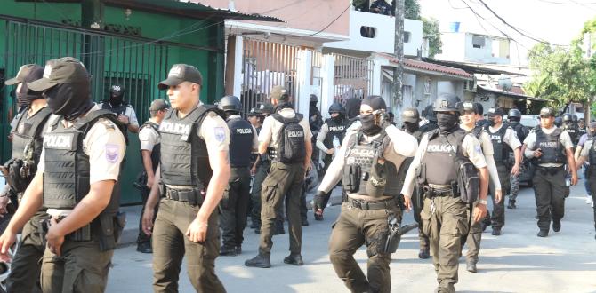 Gran contigente policial llegó al lugar.