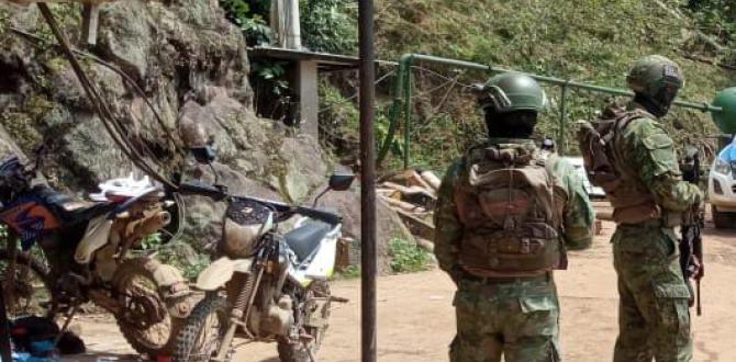 Uniformados llegaron a Camilo Ponce Enríquez ante la novedad.