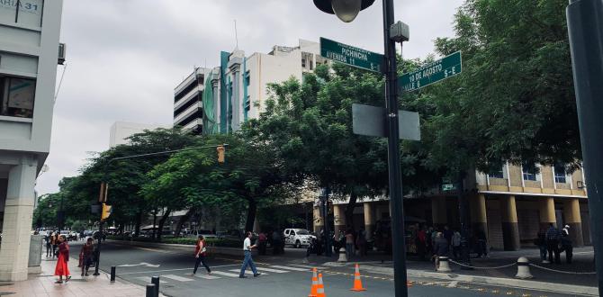 Letreros con el nuevo nombre de la calle aún no han sido cambiados