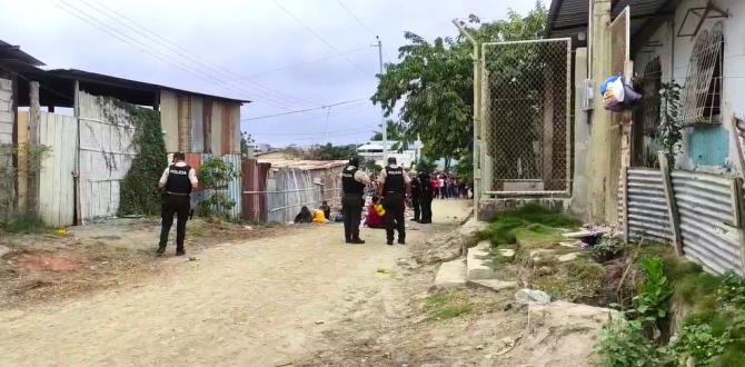 Los cuerpos de los hombres baleados quedaron en la calzada.