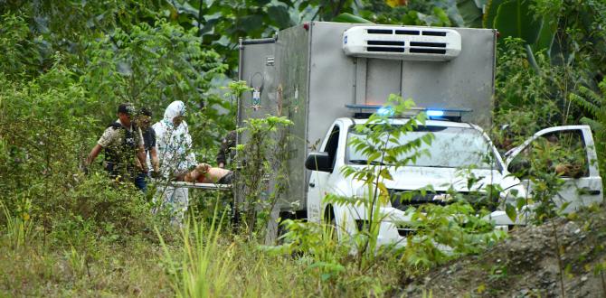 SEIS HOMBRES ASESINADOS EN PASAJE