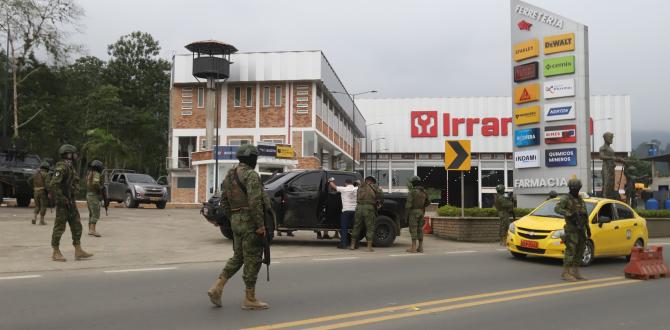 Camilo Ponce Enríquez en recesión