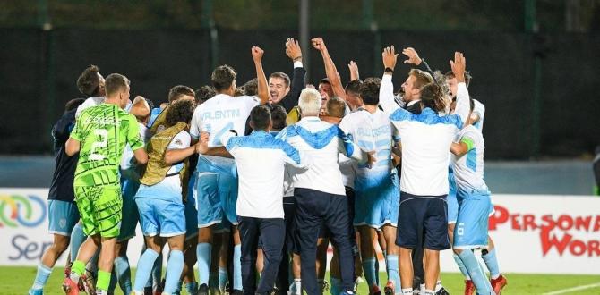 Festejo del equipo de San Marino tras su primera victoria en 20 años.