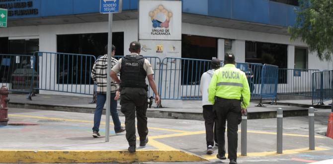 robo en centro comercial - Quito - policía