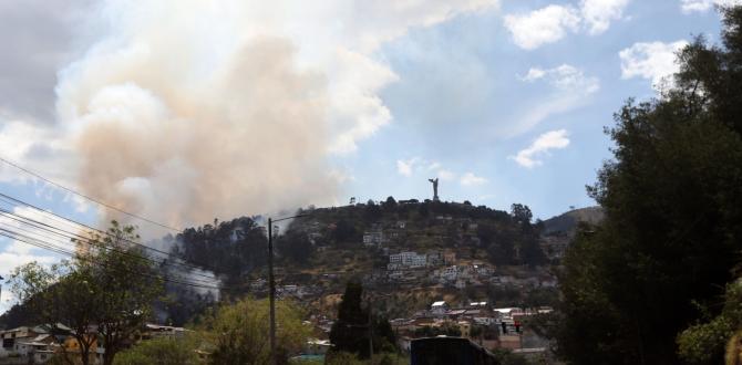 El incendio en El Panecillo ocurrió este jueves 12 de septiembre.