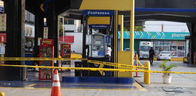 Una gasolinera de Copedesa fue suspendida este 19 de septiembre.