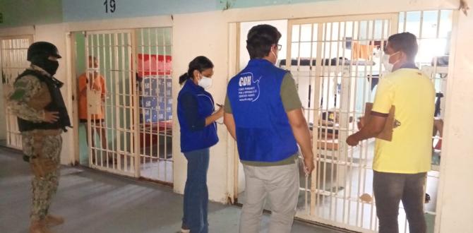 Visita del Comité Permanente por la Defensa de los Derechos Humanos en la Penitenciaría del Litoral