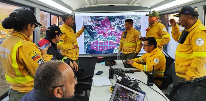 Incendios forestales Quito - Bomberos - Emergencia