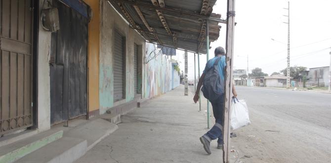 En la cooperativa Maria Luisa, el hombre quedó tendido en la calzada cuando fue ultimado.