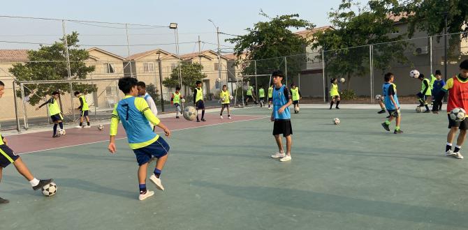 Los chicos de la escuela Zar Cristhian Noboa en pleno entrenamiento.