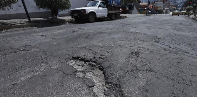 Calle Mañosca en mal estado