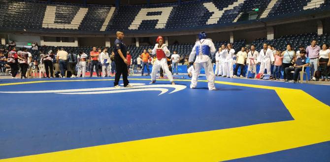 Los combates se dieron en el coliseo Voltaire Paladines Polo.