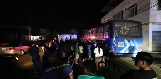 Un bus de Metrovía habría arrolado al peatón.