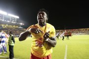 La Tuka Ordóñez y su festejo tras quedar campeón con Aucas, en 2022, equipo al que lleva en el corazón.