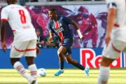 William Pacho fue el encargado de dirigir la defensa de PSG.