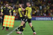 Barcelona SC deposita sus esperanzas de gol en Octavio Rivero (d) y Janner Corozo.