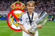 Modric, emblema del Real Madrid, cerrará su etapa en el club tras una exitosa carrera.