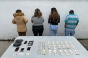 Las mujeres llevaban billetes de cinco dólares falsificados. Solo dos de ellas fueron sentenciadas.