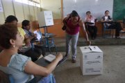  Para justificar tu ausencia el día que sea de sufragar o te toque integrar una de las Juntas Receptoras del Voto (JRV), deberás llenar una solicitud del Consejo Nacional Electoral (CNE) y cumplir con algunos requisitos 