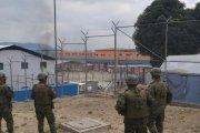 Tuvieron que intervenir miembros de la Policía y de Fuerzas Armadas para retomar el control del centro con efectivos de la Infantería de Marina, el Batallón de Infantería del Ejército Bimot-13 y Policía de la Subzona Esmeraldas.