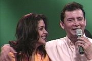 Marco Vinicio Bedoya en uno de sus últimos programas de A todo dar, junto a la entonces adolescente Flor María Palomeque, en 1998
