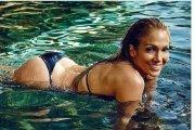 Jennifer López de 51 años, continúa como una de las actrices mas sensuales del momento