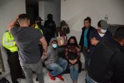 En el sur de Quito, allanaron una vivienda que era usada como prostíbulo.