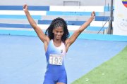 Anahí Suárez ‘voló’ en las competencias de 100 y 200 metros del Sudamericano. Su siguiente meta son los Panamericanos Junior.