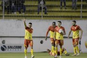 Aucas es una fiesta: en pocos días derrotó a Barcelona y a Liga de Quito. Víctor Figueroa les hizo el gol a los albos.
